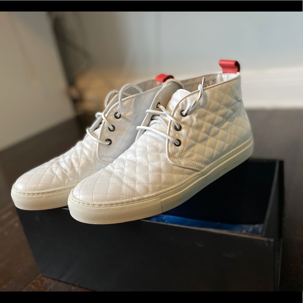 Men’s All White Quilted Leather Chukka Size US 10